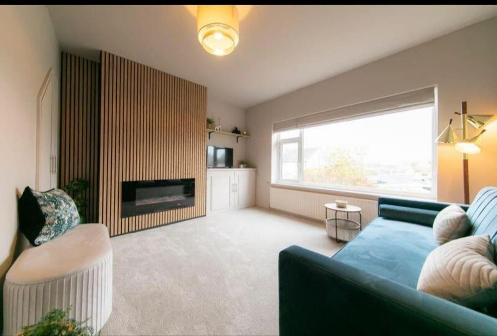 Recently Refurbished Home. Poulton-le-Fylde Экстерьер фото